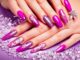 Nageldesign mit Gel und Nailart